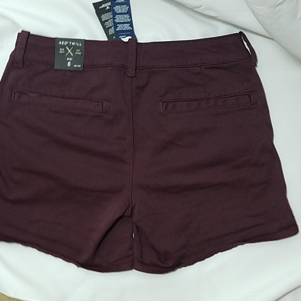American Eagle Outfitters Midi Low Rise Shorts - Picture 4 of 8